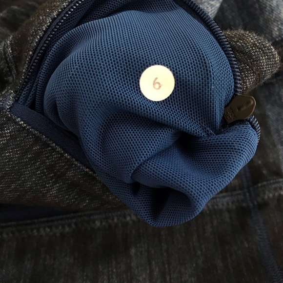 Rare LIMITED EDITION Lululemon forme jacket - Picture 6 of 8